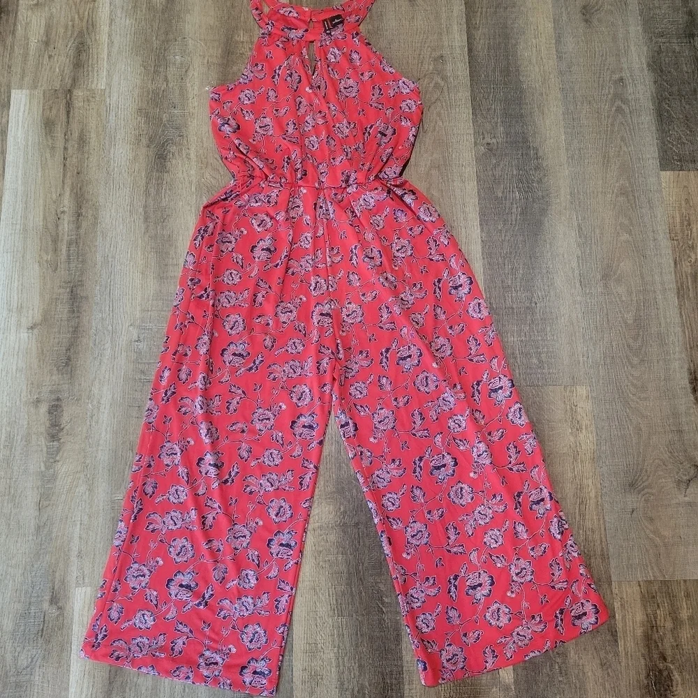 New Directions Red Cut Out Pleated Jumpsuit - Picture 8 of 15